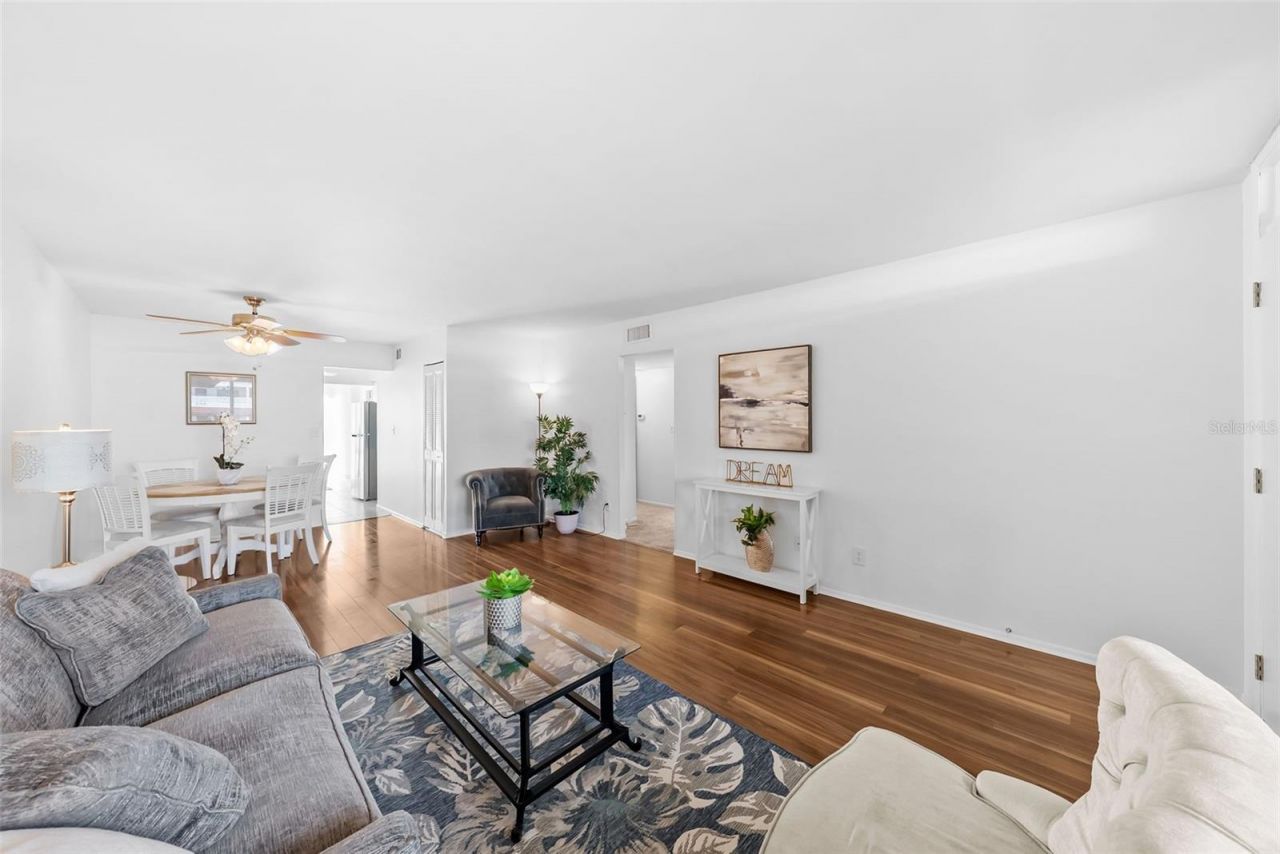 5095 Bay Street Ne, Unit 114, Saint Petersburg, FL 33703 Photo