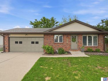 5506 Sherman Street, Lincoln, NE 68506