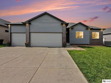 7331 Lilee Lane, Lincoln, NE 68516