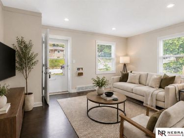 2948 N 56 Street, Omaha, NE 68104