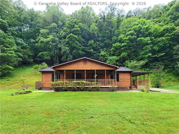 3064 Middle Fork Drive, Charleston, WV 25314