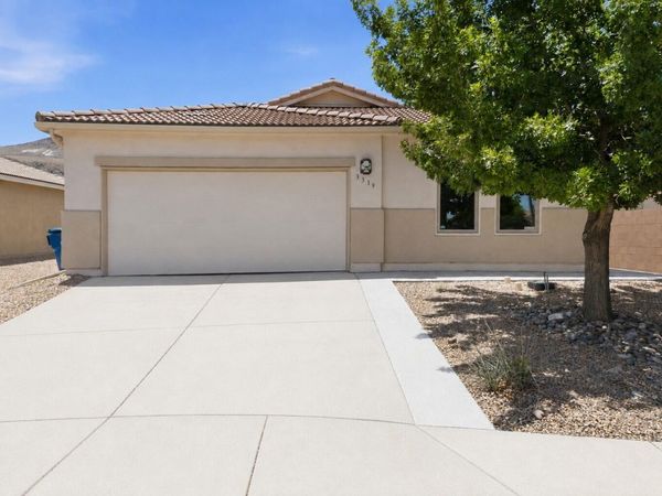 3319 Prairie Ridge Street SW, Los Lunas, NM 87031