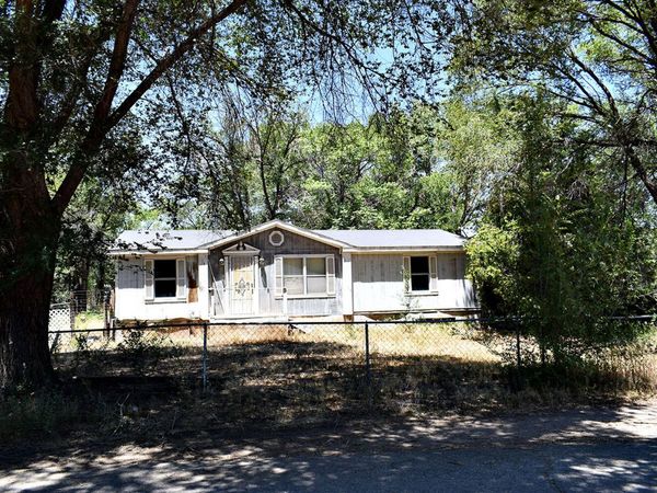 17 Mountain Laurel Street , Los Lunas, NM 87031
