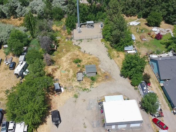 1112 Smith Ave, Nampa, ID 83651