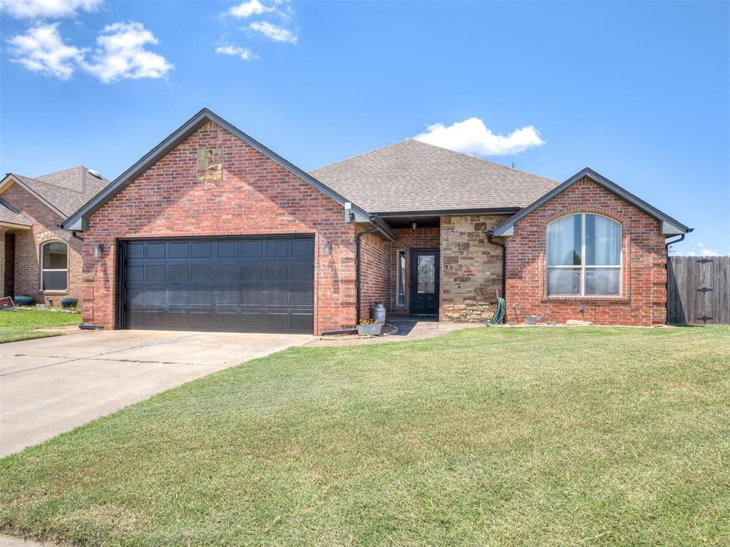 11729 SW 19th Street, Yukon, OK 73099 Main Photo
