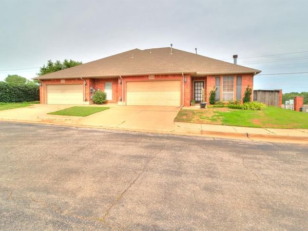 17119 Cedar Drive, Edmond, OK 73012