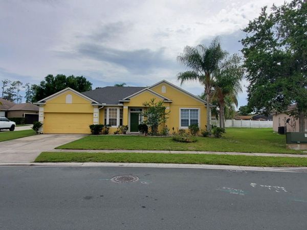 2741 Woodstream Circle , Kissimmee, FL 34743