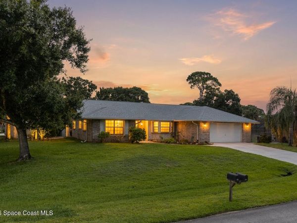 311 Myakka Street NE , Palm Bay, FL 32907