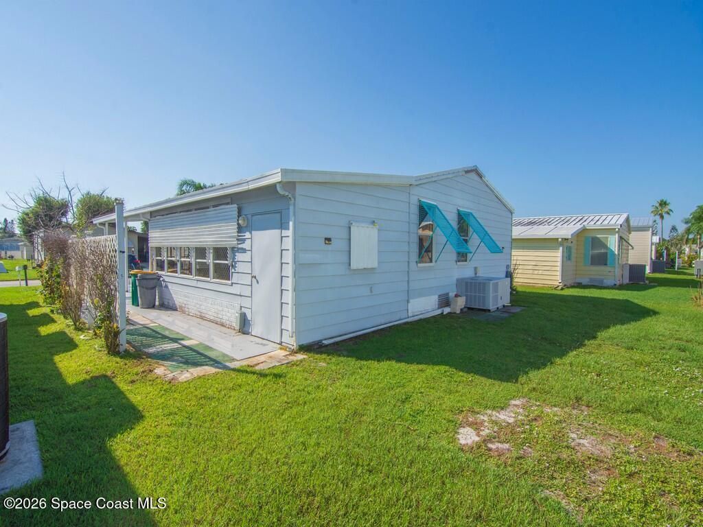 836 Hyacinth Circle, Barefoot Bay, FL 32976 Photo