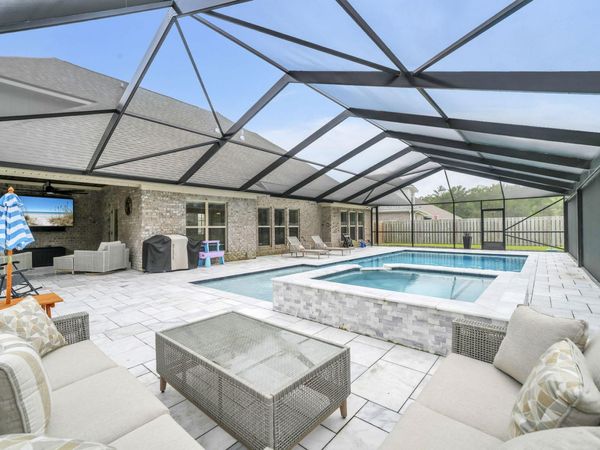 355 Mill Pond Cove, Freeport, FL 32439