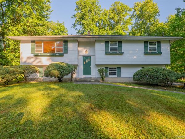 18 Sheryl Lane , Mahopac, NY 10541