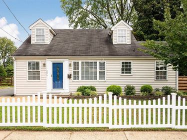 1006 AVON ST, Charlottesville, VA 22902