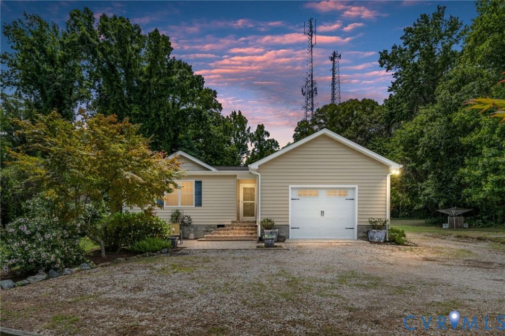 119 Fenton Mill Road, Williamsburg, VA 23188 Main Photo