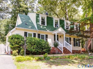510 Overcliff Court , Midlothian, VA 23114