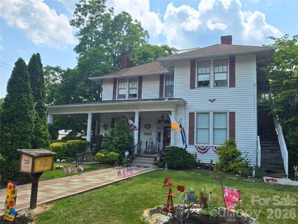 301 Cleveland Avenue , Grover, NC 28073