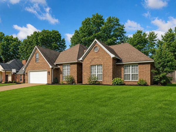 3771 MENDEL DR, Bartlett, TN 38135