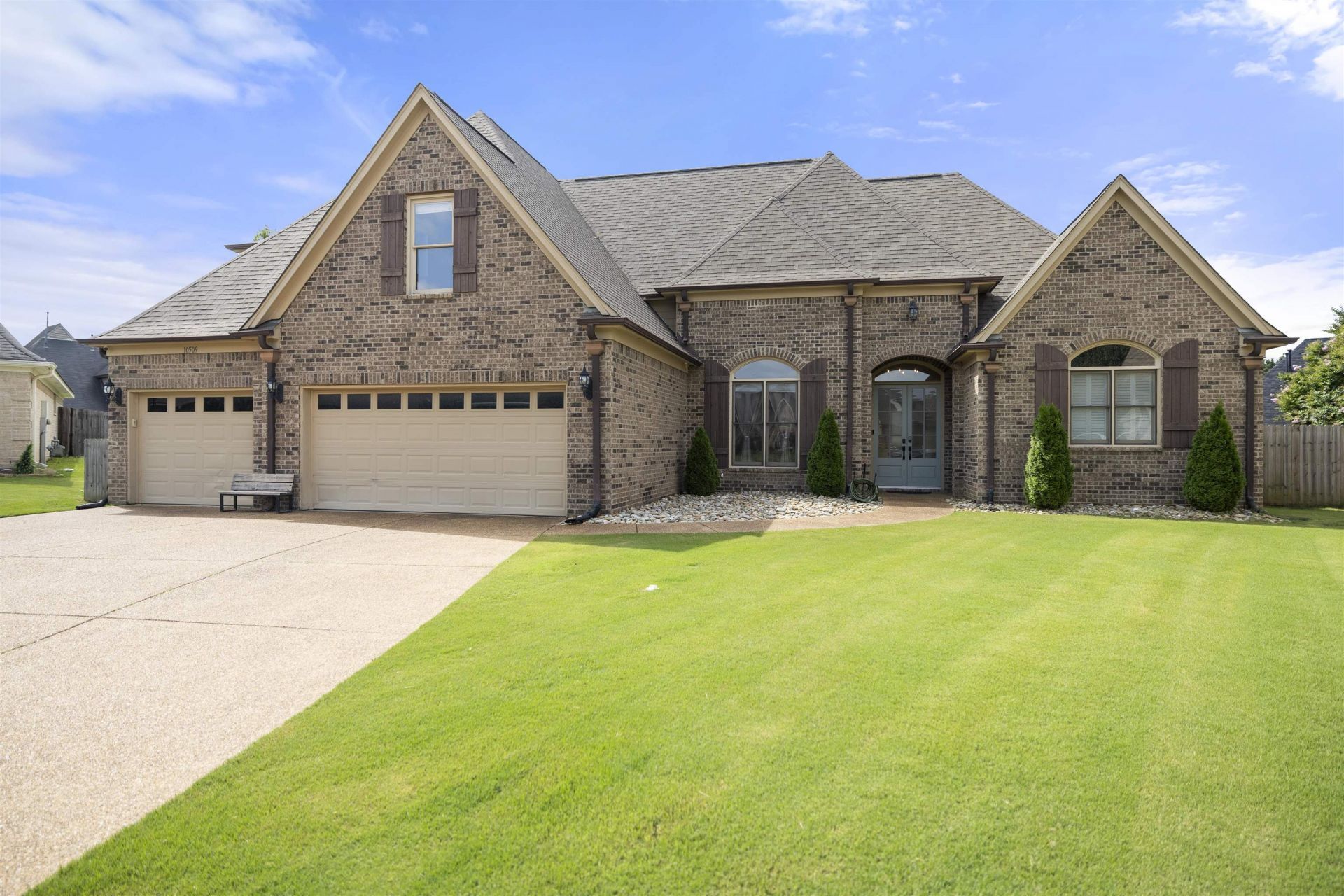 10509 Red Stone Dr, Collierville, TN 38017 Main Photo
