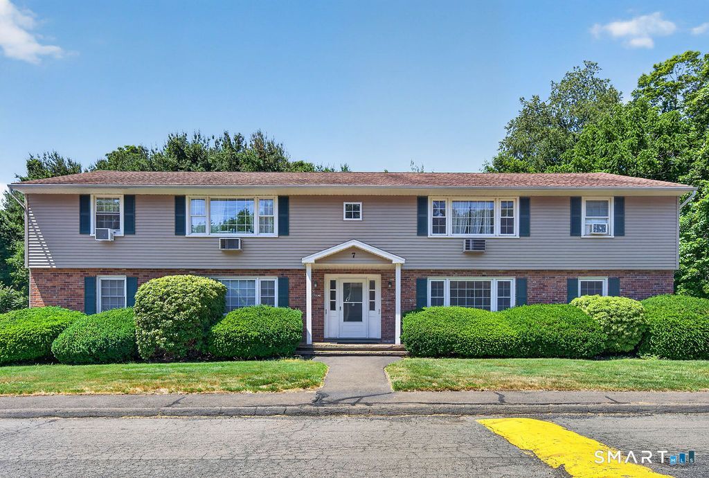 1789 Foxon, Unit 7D, North Branford, CT 06471 Main Photo