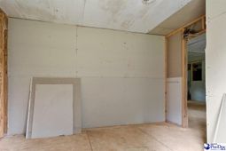 173 Kiwi Rd photo 4