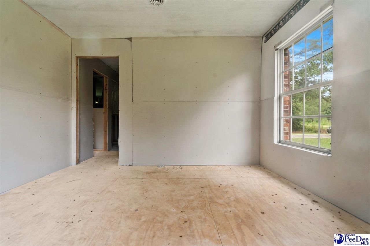 173 Kiwi Rd Photo 6