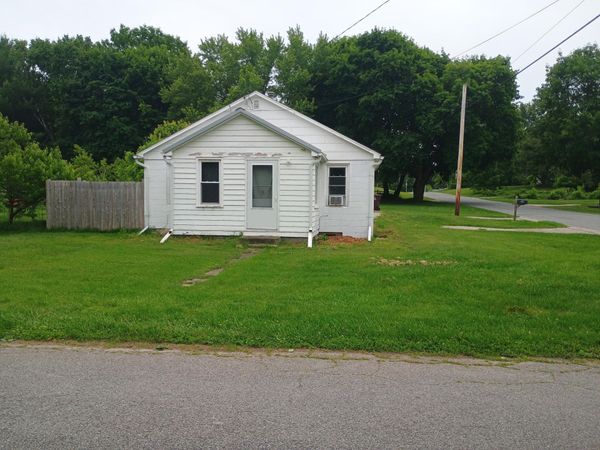 502 E Forest Street, Edmore, MI 48829