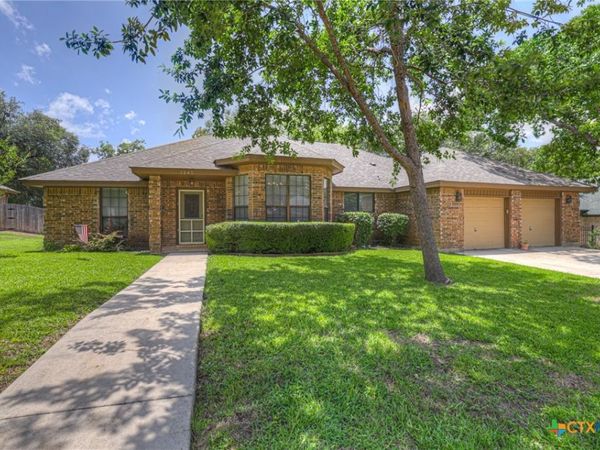 1940 Squire Circle , New Braunfels, TX 78130