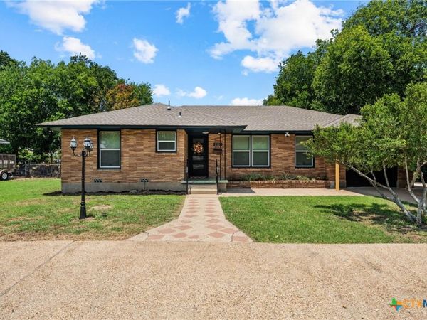 2208 N 44th Street , Waco, TX 76710