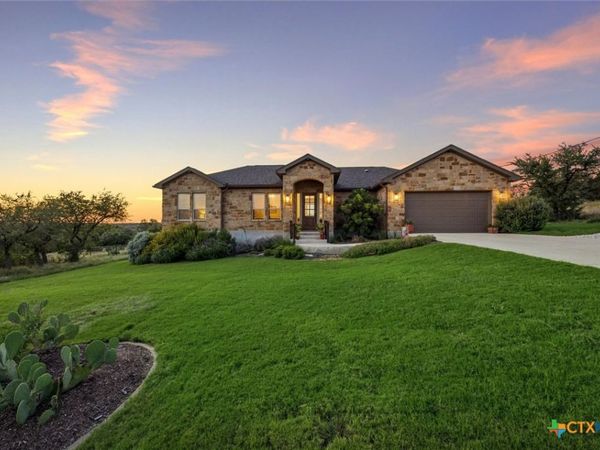 219 Flanders, Fischer, TX 78623