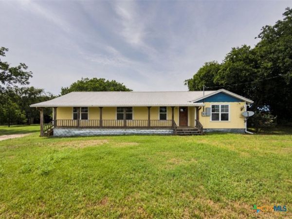 322 HCR 2320, Abbott, TX 76621