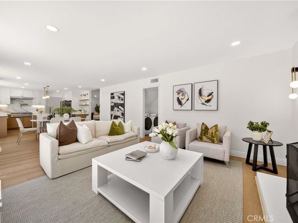 6764 E Swarthmore, Anaheim, CA 92807
