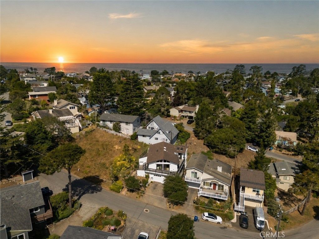 675 Huntington, Cambria, CA 93428 Main Photo