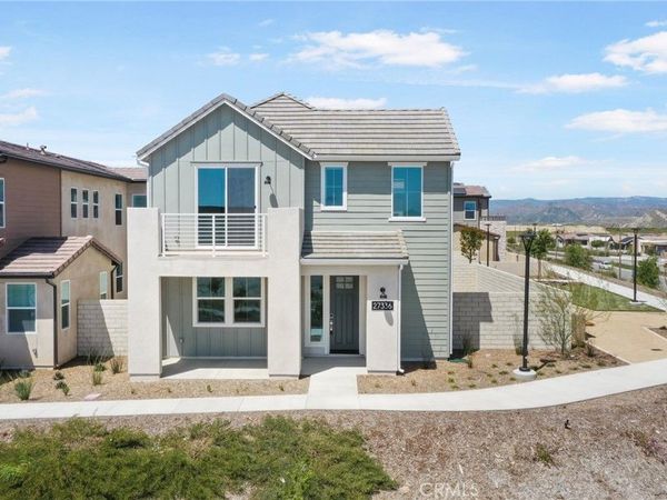 27336 Great Divide Lane, Valencia, CA 91381