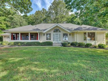 595 Gangplank RD , Moneta, VA 24121