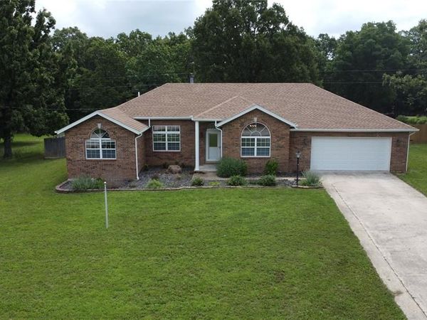26266 Rambling Lane, Richland, MO 65556