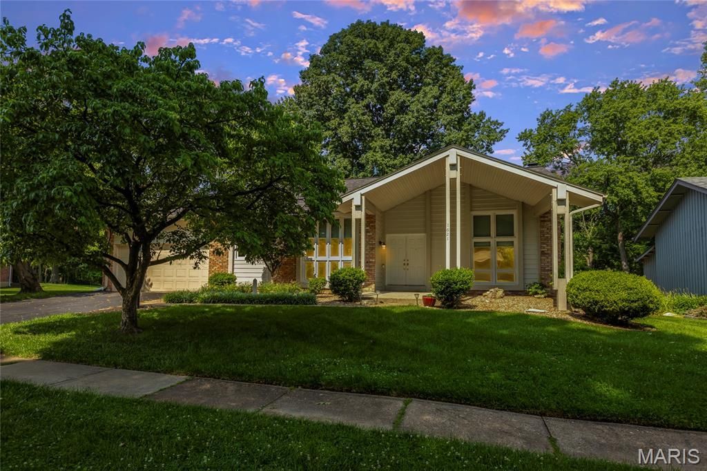1621 Long Leaf Circle, Saint Louis, MO 63146 Main Photo