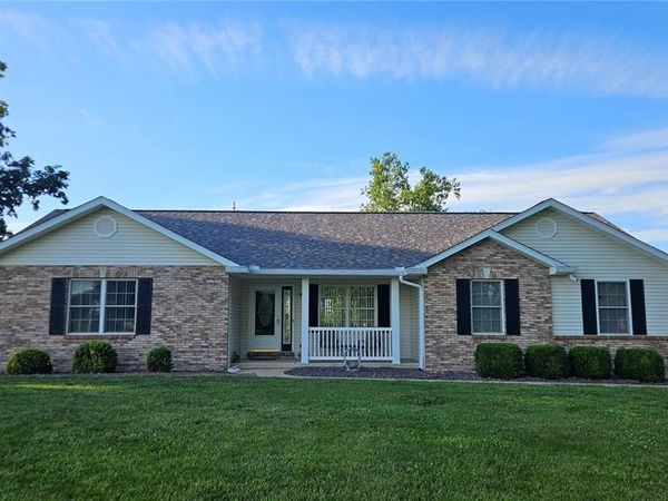 451 Birkhead Road, Winfield, MO 63389