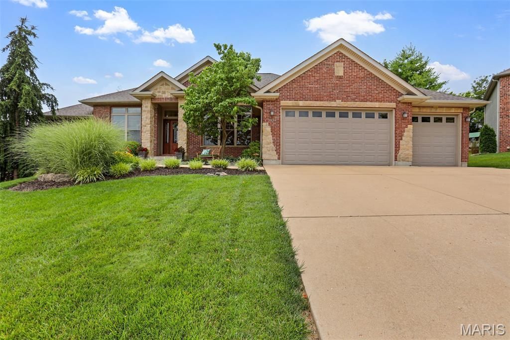 2334 Silver Crest Court, Washington, MO 63090 Main Photo