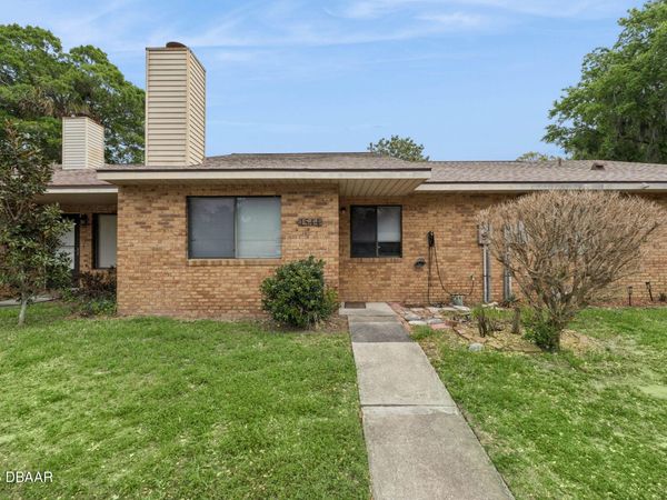 1544 Franklin Circle, Holly Hill, FL 32117