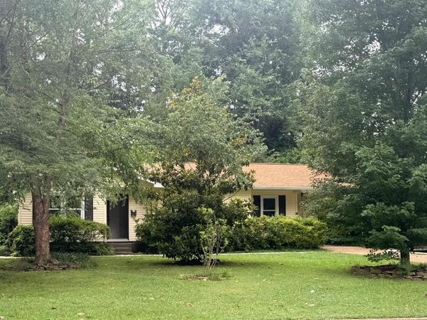 1513 Pennylane SE, Decatur, AL 35601