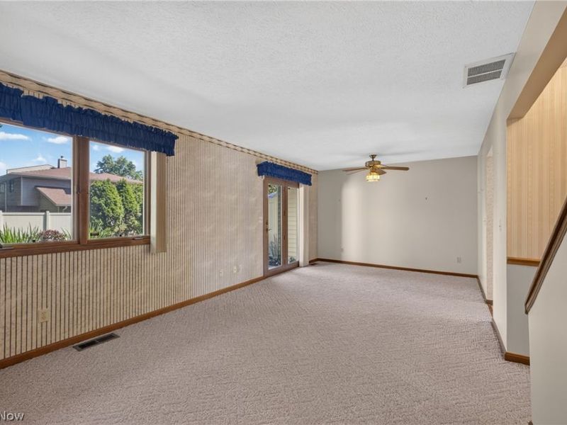15504 Roxboro Drive, Middleburg Heights, OH 44130 Photo 19