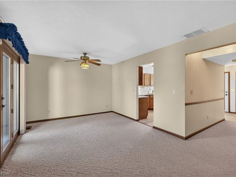 15504 Roxboro Drive, Middleburg Heights, OH 44130 Photo 21