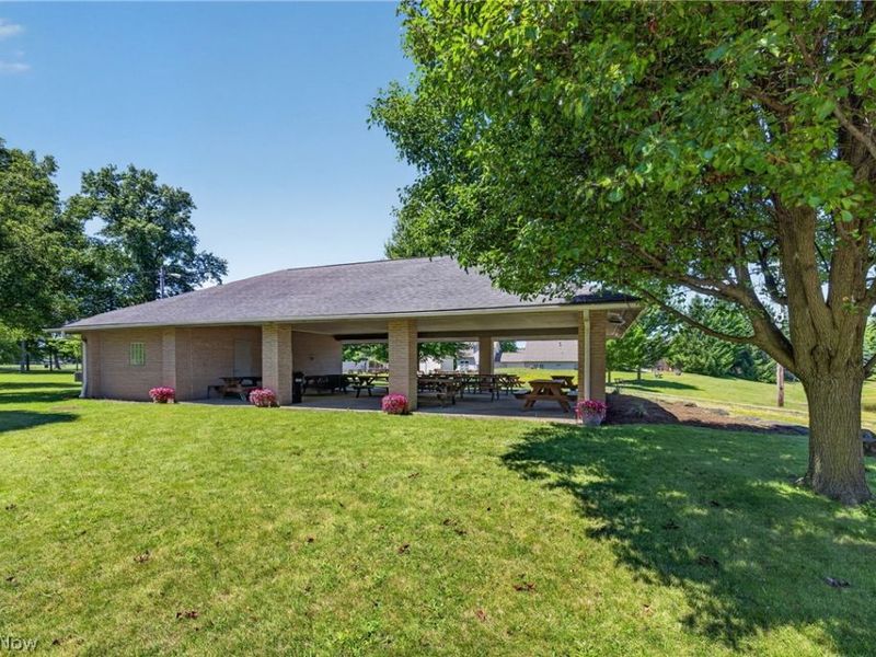 15504 Roxboro Drive, Middleburg Heights, OH 44130 Photo 45