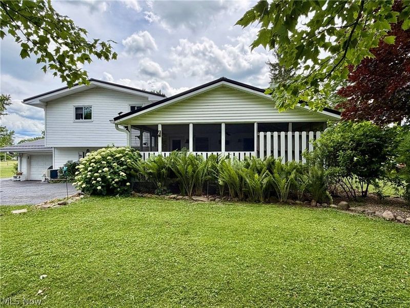 15794 Mayfield Road, Huntsburg, OH 44046 Photo 3
