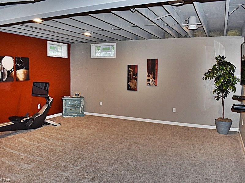 5670 W Longridge Drive, Seven Hills, OH 44131 Photo 37