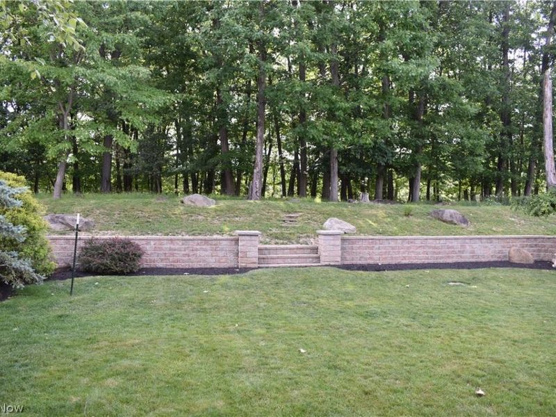 5670 W Longridge Drive, Seven Hills, OH 44131 Photo 44