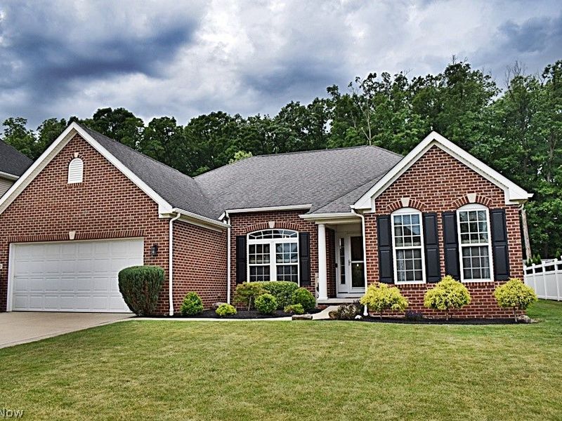 5670 W Longridge Drive, Seven Hills, OH 44131 Photo 48