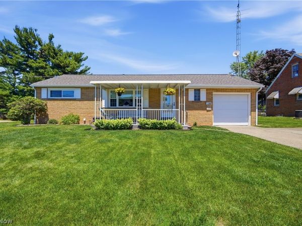 4573 Aurora Street NW, Canton, OH 44708