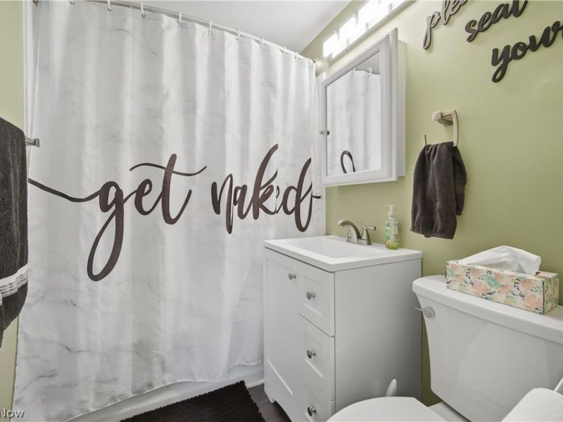4573 Aurora Street NW, Canton, OH 44708 Photo 11