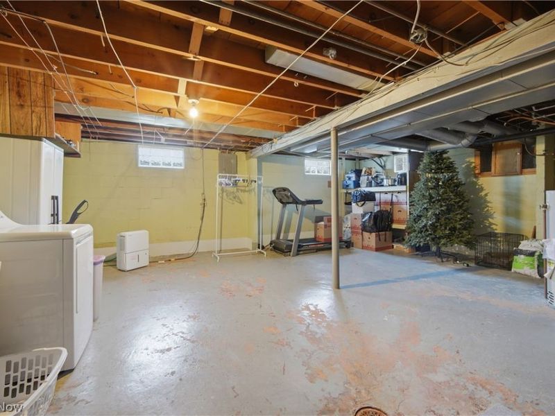 4573 Aurora Street NW, Canton, OH 44708 Photo 23