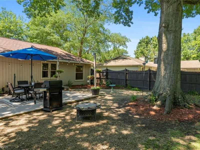9893 Plum Brook Lane, Strongsville, OH 44149 Photo 27